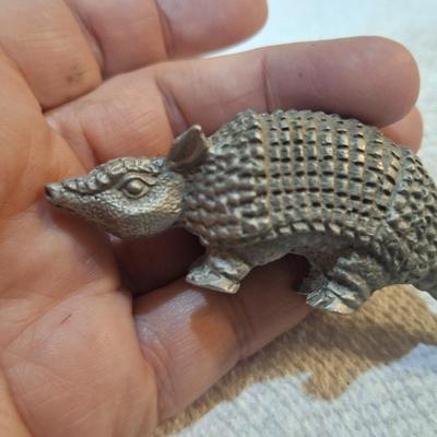 Aradillo figurine- seems to be pewter