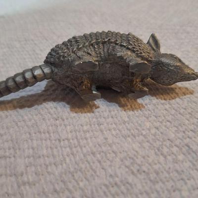 Aradillo figurine- seems to be pewter