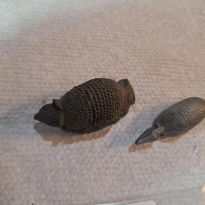 Arnadillo figurines- the last two to list…