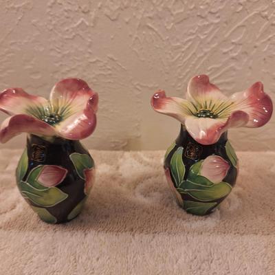 Blue Sky J McCall dogwood flowers salt and Pepper shakers - signed