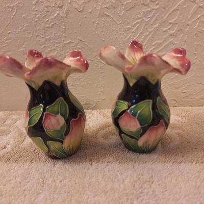Blue Sky J McCall dogwood flowers salt and Pepper shakers - signed