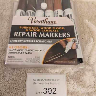 Varathane Furniture, Wood Floor, & Wood Laminate Repair Markers kit.