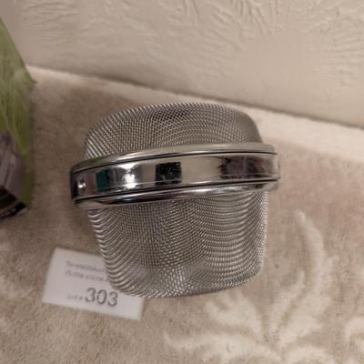 stainless steel mesh tea ball infuser or spice ball.