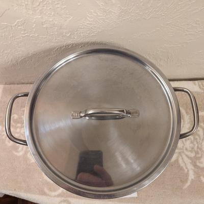 stainless steel stock pot with lid