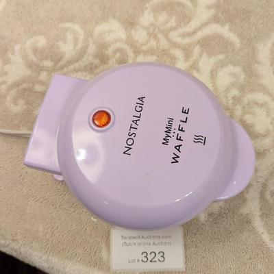Nostalgia MyMini Personal Electric Waffle Maker.