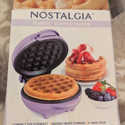 Nostalgia MyMini Personal Electric Waffle Maker.