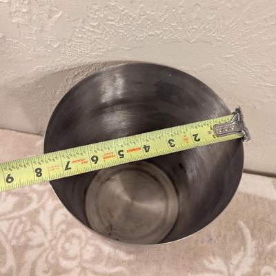 Stainless steel trashcan