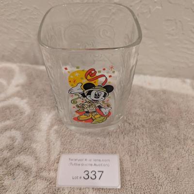  Walt Disney World Celebration 2000 McDonald's glass featuring Mickey Mouse in a safari outfit