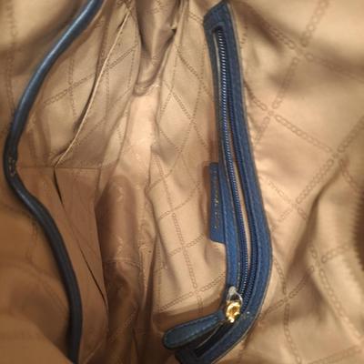 Michael Kors Large pebbled leather messenger bag