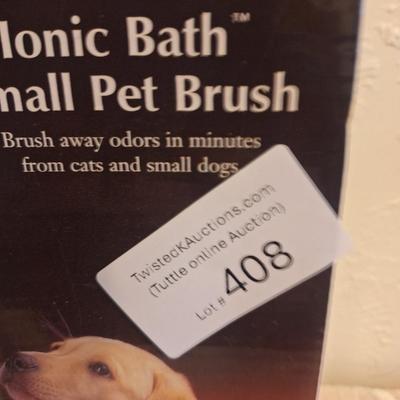 Sharper Image Design Ionic Bath Small Pet Brush