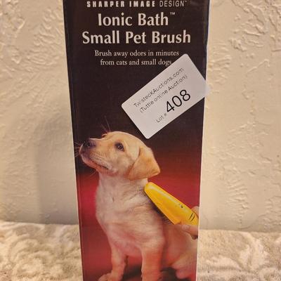 Sharper Image Design Ionic Bath Small Pet Brush