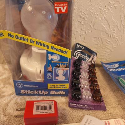 mixed lot of items, see photos