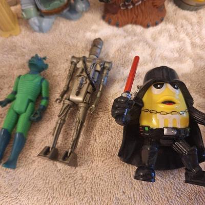 mixed lot of Star wars toys