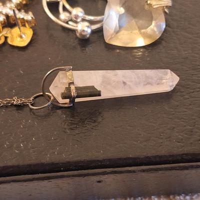 mixed lot of jewerly, some damaged or mismatched.  The two necklaces are all that is without some kind of damage.