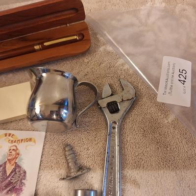 mixed lot of stuff. See all photos.