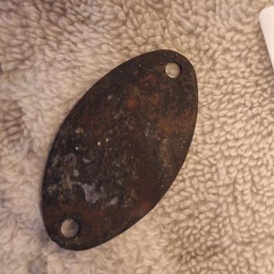 Antique Metal Tag for Oil Barrel/Drum or well site.  It is labeled Indian Territory  No 2892  ILL Oil co- so it pre-dates statehood for...