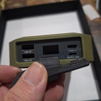 Swiss tech wireless solar power bank