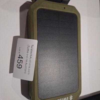 Swiss tech wireless solar power bank