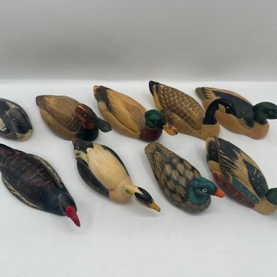 ANRI Italian Hand-Carved Wooden Wildlife Duck Figurines