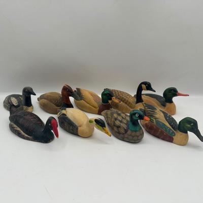 ANRI Italian Hand-Carved Wooden Wildlife Duck Figurines