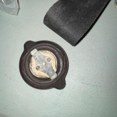 1075 LOT of Vintage & New Car Parts, Etc…