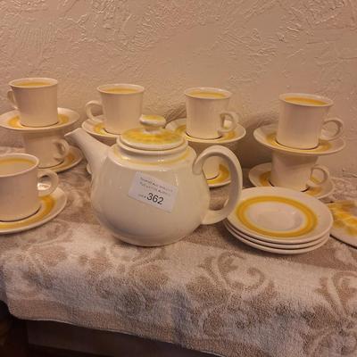 Franciscan Earthenware pottery in the "Hacienda Gold" pattern.