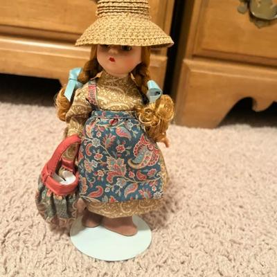 Anne at the Station Madame Alexander 1994