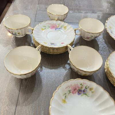 22K Pure Gold Vintage Floral Porcelain Dinnerware Set With Gold Trim Plates, Cups, Bowls & Serving 43 Pieces