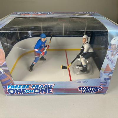 Kenner Starting LineUp Freeze Frame One On One