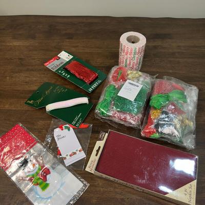 Christmas Decor Mix Lot