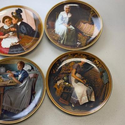Collection Plates Of Norman Rockwell's Women Set Of 12 Plates With Certificates