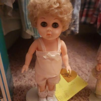 1988 Dress Me Ginny Blonde Curl