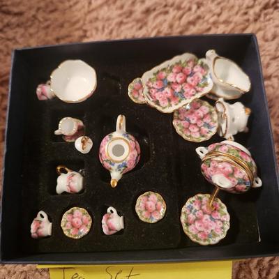 Pink Floral Doll Tea Set