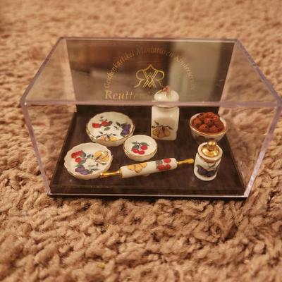 German Doll Fruit Set