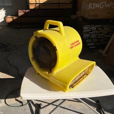 891 Large Yellow Resin Floor Fan