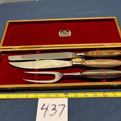 MCM Fashion Manor Carving Set