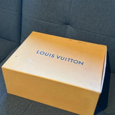 Authentic LV Designer Star Trail Ankle Boots Size 39 w/ Box & Accessories