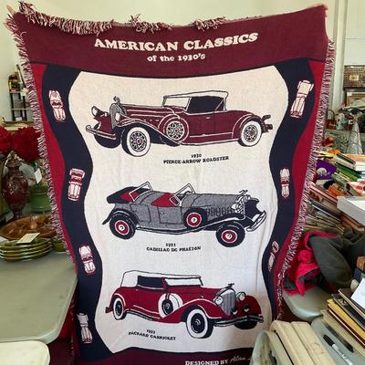 956 Various Themed Throw Blankets