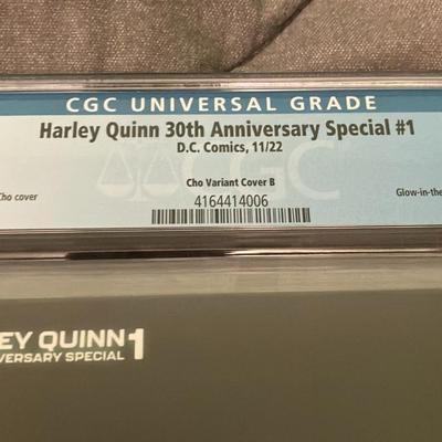 CGC 9.8 Harley Quinn 30th Anniversary Special #1 - Frank Cho Glow-in-the-Dark Variant (2022 DC)