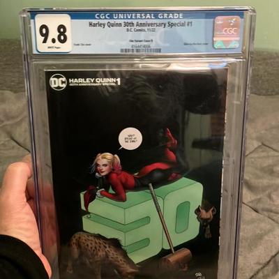 CGC 9.8 Harley Quinn 30th Anniversary Special #1 - Frank Cho Glow-in-the-Dark Variant (2022 DC)