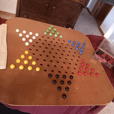 CHINESE CHECKERS AND VINTAGE CHECKERS
