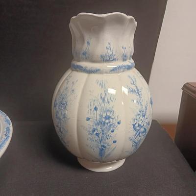 ANTIQUE KENT EMERY BURSLEM WASH BOWL, PITCHER, DRINKING CUP AND SMALL PITCHER