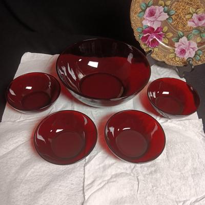 NIPPON HAND PAINTED PLATE AND A RED GLASS SERVING AND 4 INDIVIDUAL BOWLS