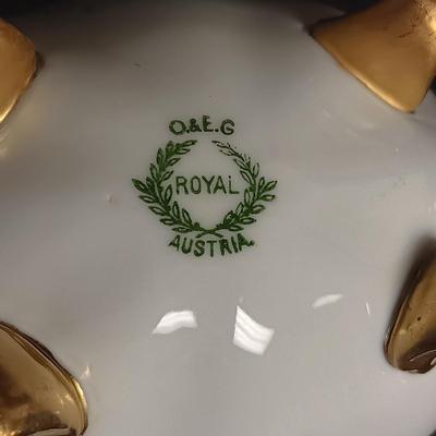 DAINTY ROYAL AUSTRIA CREAM & SUGAR SET, BUD VASE AND SMALL PLATE