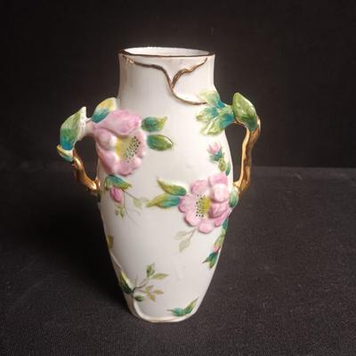 DAINTY ROYAL AUSTRIA CREAM & SUGAR SET, BUD VASE AND SMALL PLATE