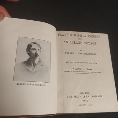 5 VOLUMES OF MCMILLIAN'S POCKET CLASSICS 1916
