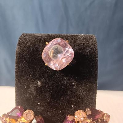 VINTAGE COSTUME JEWELRY WITH PURPLE AND LAVENDER STONES
