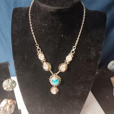 SILVER TONE COSTUME JEWELRY