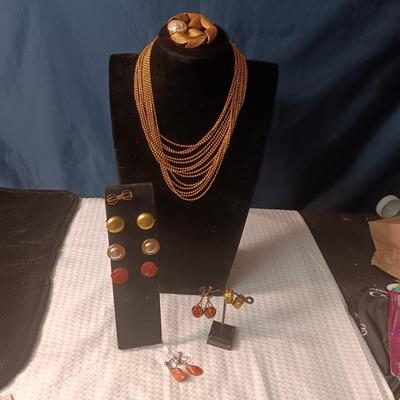 MULTI CHAIN NECKLACE, BROOCH, SMALL BOW PIN AND CLIP ON EARRINGS