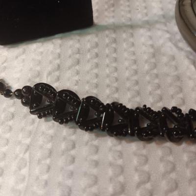 COSTUME JEWELRY WITH CLIP ON & SCREW BACK EARRINGS